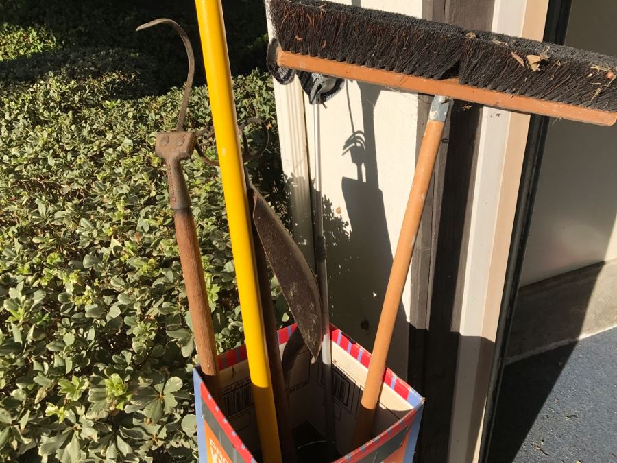 JUST ADDED - Various Garden Tools [Photo 2]