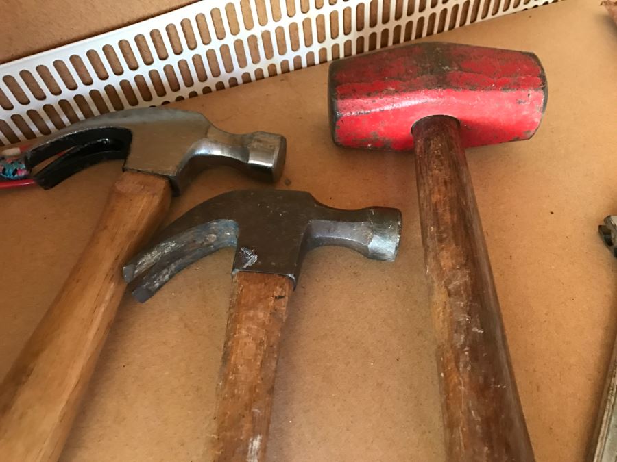 JUST ADDED - Various Tools, Paper Shredder, Painting Supplies, Jumper Cables, Extension Cords [Photo 7]