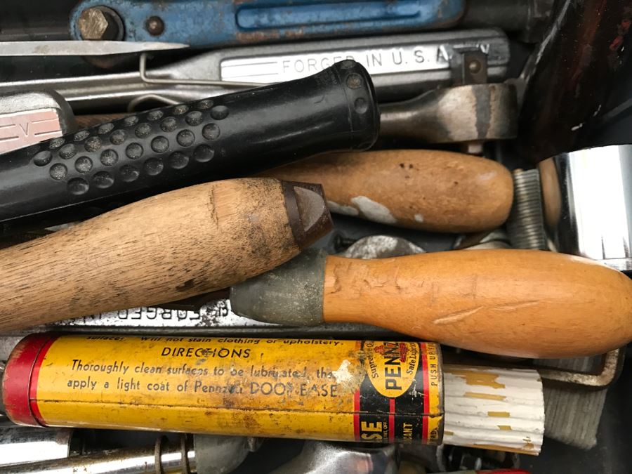 JUST ADDED - Stack-On Toolbox Filled With Various Tools [Photo 13]