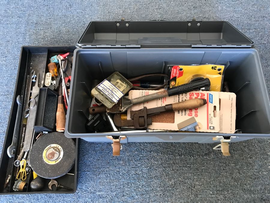 JUST ADDED - Stack-On Toolbox Filled With Various Tools [Photo 6]