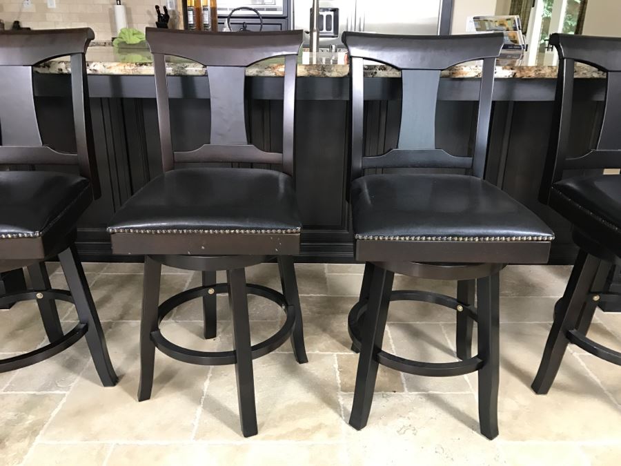 Set Of 4 Swivel Bar Stools With Nailhead Trim [Photo 4]