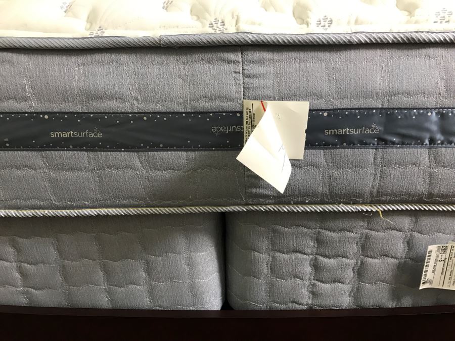 Never Used Cal King Serta Mattress Smart Surface With Headboard Bedframe And Vida by Eva Mendes Comforter And Down Comforter - Guest Room [Photo 2]