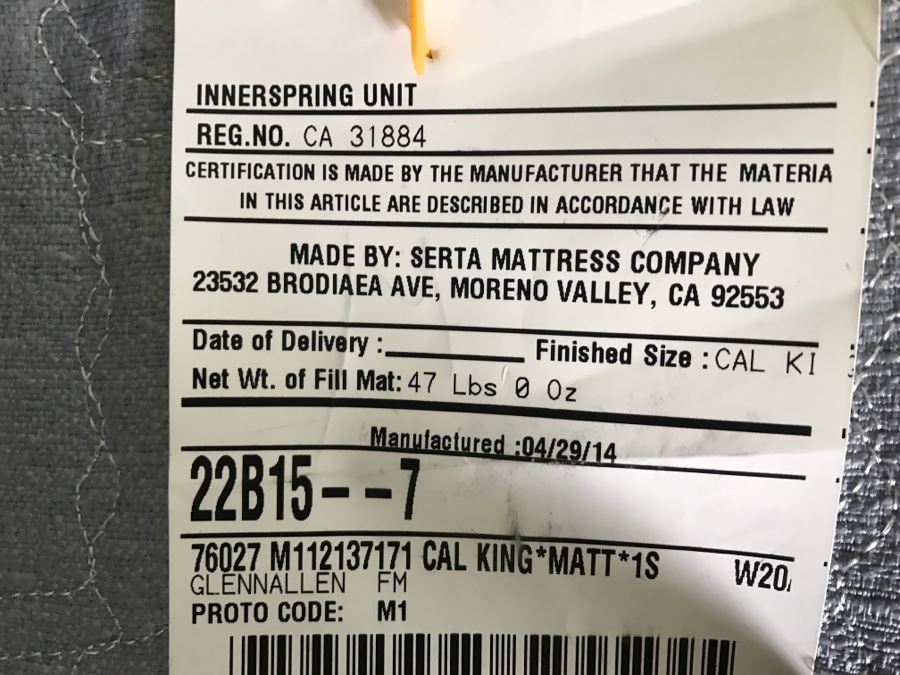 Never Used Cal King Serta Mattress Smart Surface With Headboard Bedframe And Vida by Eva Mendes Comforter And Down Comforter - Guest Room [Photo 4]
