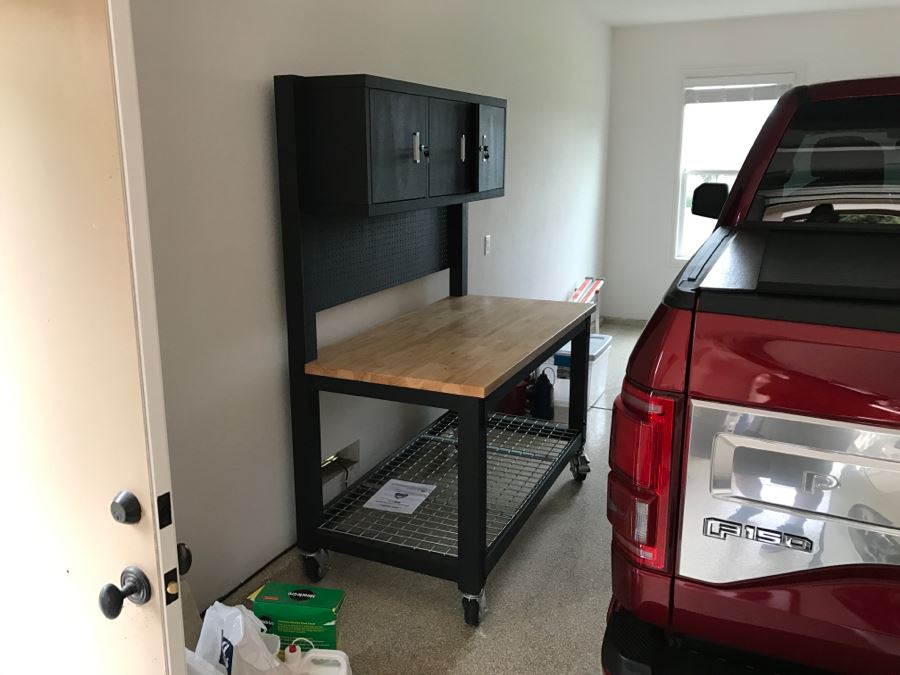 Heavy Duty Garage Butcher Block Top Workbench With Top Lockable Lockers On Heavy Duty Casters Like New [Photo 27]