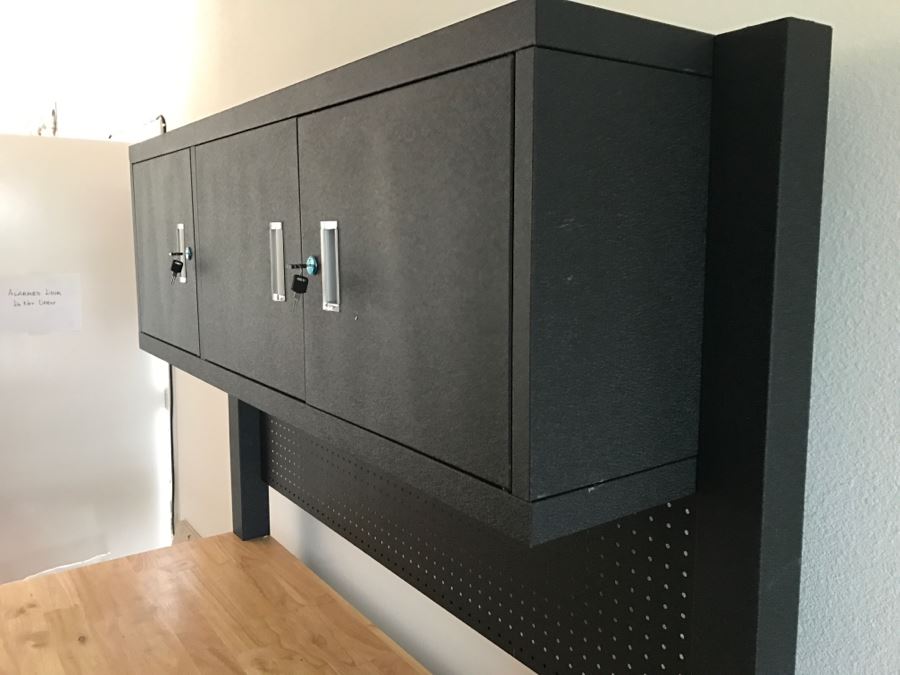 Heavy Duty Garage Butcher Block Top Workbench With Top Lockable Lockers On Heavy Duty Casters Like New [Photo 21]