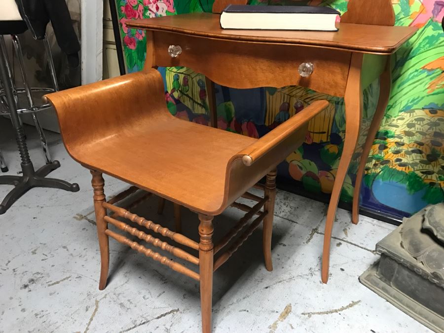 JUST ADDED - Vintage Birdseye Maple Vanity With Swivel Beveled Glass Mirror And Matching Bench Seat 32'W X 18'D X 55'H [Photo 16]