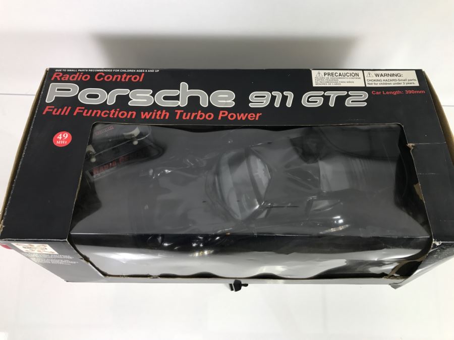 JUST ADDED - Porsche 911 GT2 Remoted Controlled Car In Box - Body Of Car Appears To Be Damaged Inside Box [Photo 10]