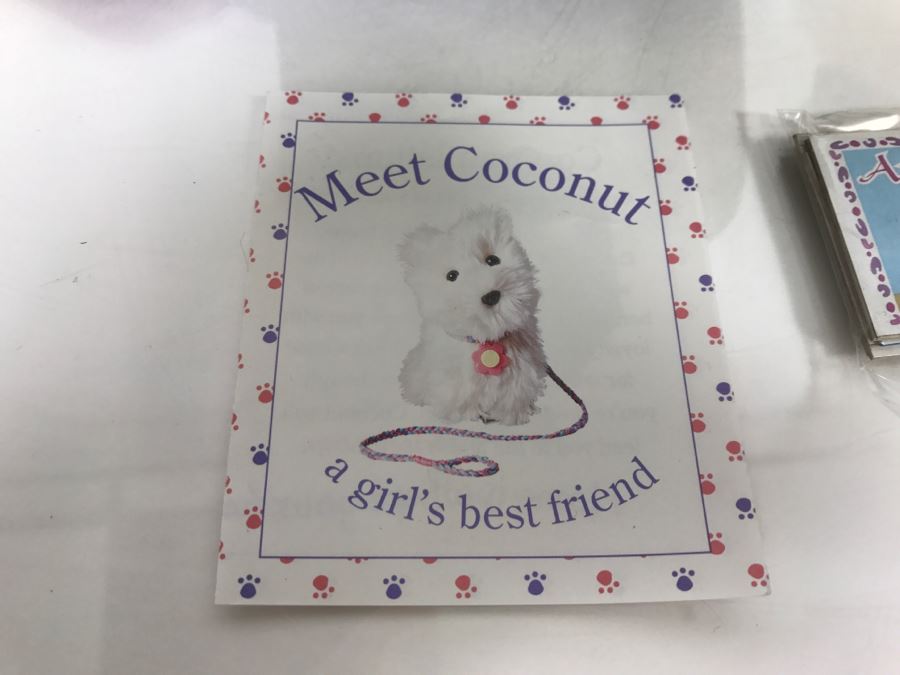 JUST ADDED - American Girl Doll Coconut Dog With Dog Travel Bag [Photo 7]