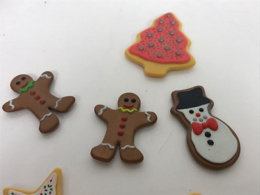 JUST ADDED - American Girl Doll Accessories Cookie Cutters, Rolling Pin, Cookies, Easter Basket With Bunny [Photo 5]