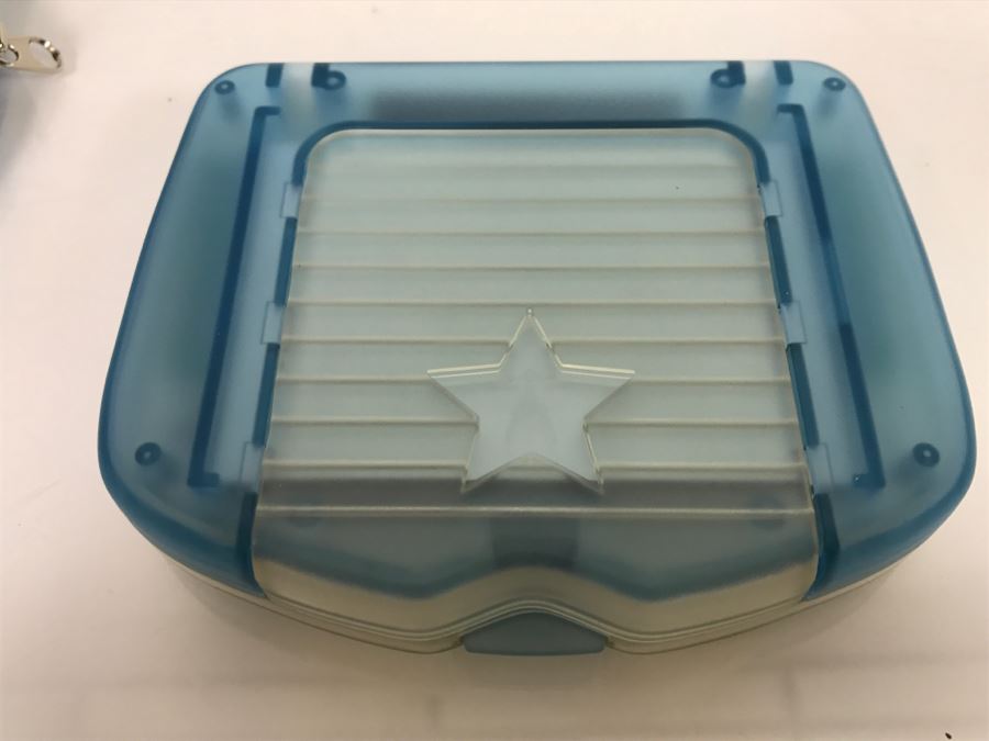 JUST ADDED - American Girl Doll Accessories Blue Laptop Computer With Bag [Photo 5]