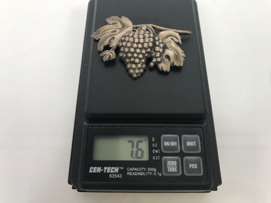 JUST ADDED - Vintage Sterling Silver Grape Brooch By Lang 7.6g [Photo 6]