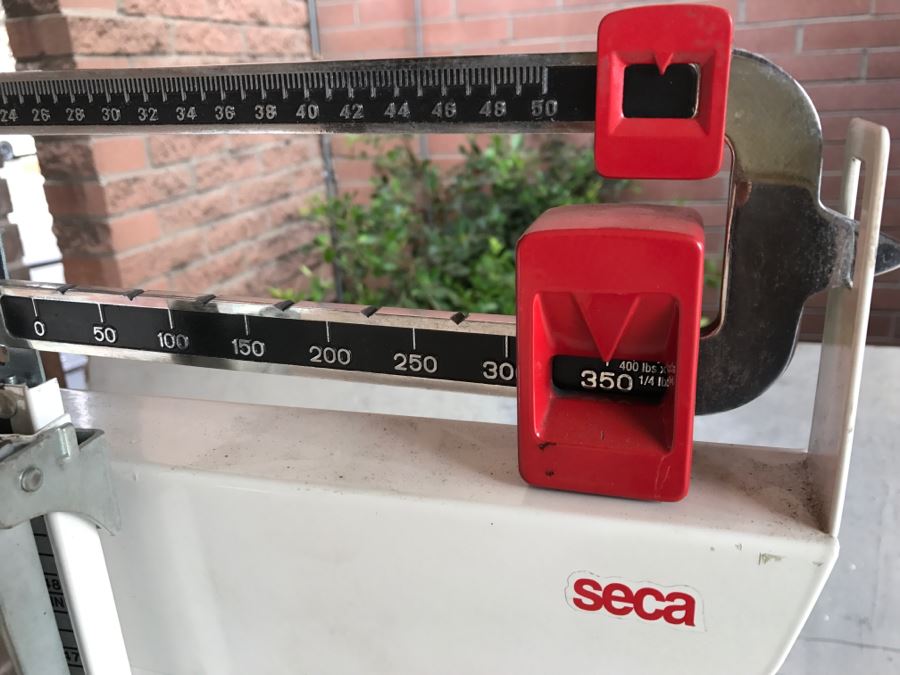 JUST ADDED - Seca Mechanical Doctor's Scale Weight And Height [Photo 5]