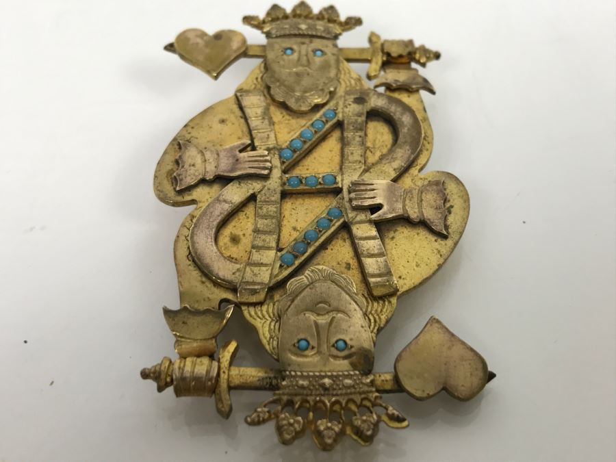 JUST ADDED - Gold Tone King Of Hearts Brooch Accented With Round Turquoise Stones [Photo 3]