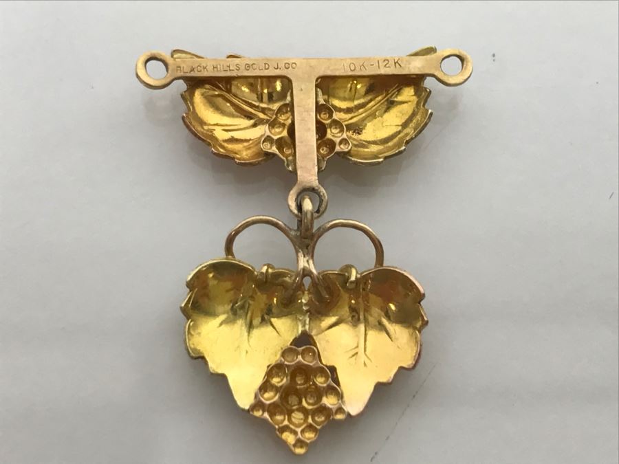 JUST ADDED - 10-12K Yellow Gold Grape Design Pendant Black Hills Gold J. Co 2.6g [Photo 8]