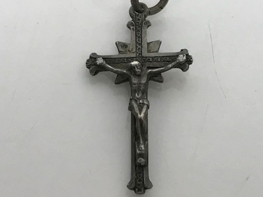 JUST ADDED - Sterling Silver Crucifix Cross Pendant 0.4g [Photo 4]