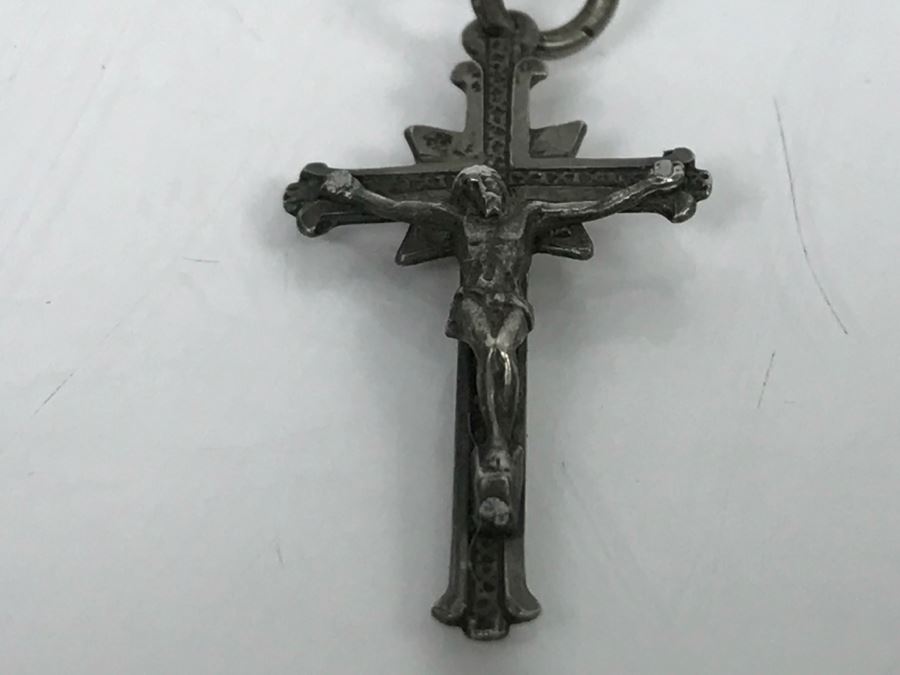 JUST ADDED - Sterling Silver Crucifix Cross Pendant 0.4g [Photo 2]
