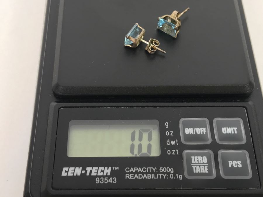 JUST ADDED - Sterling Silver Stud Earrings With 4 Prong Set Clear Blue Stones 1.0g [Photo 8]