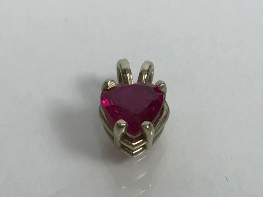 JUST ADDED - 14k Gold Heart-Shapped 4 Prong Set Light Red Stone With Split Bale 0.6g [Photo 3]