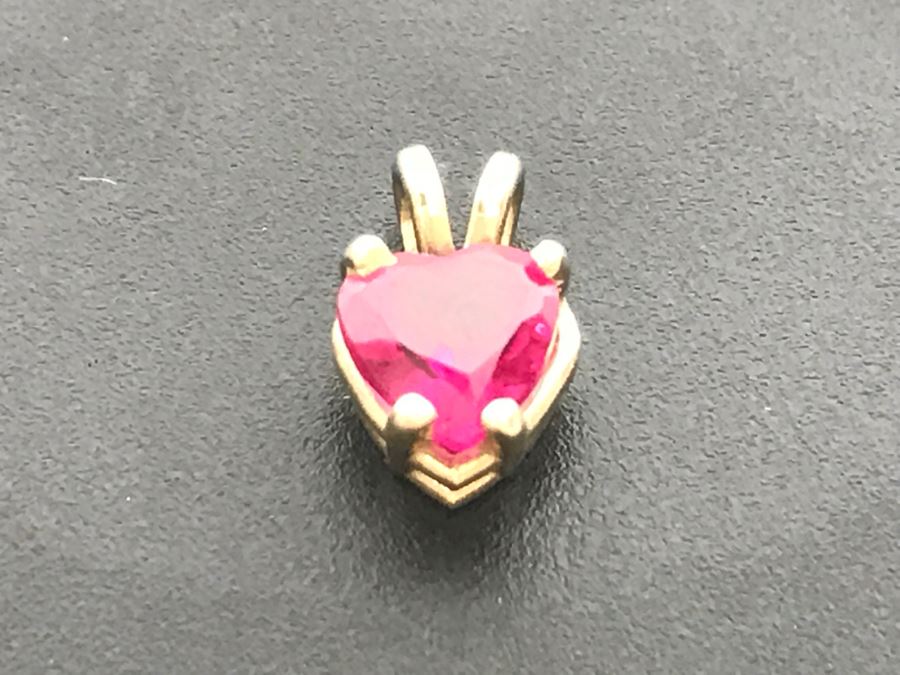 JUST ADDED - 14k Gold Heart-Shapped 4 Prong Set Light Red Stone With Split Bale 0.6g [Photo 10]