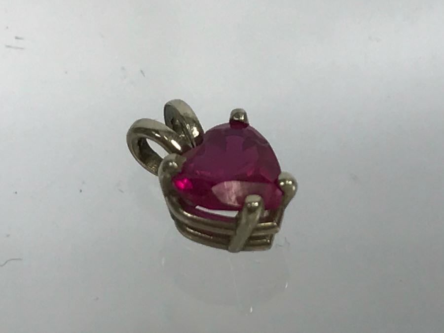 JUST ADDED - 14k Gold Heart-Shapped 4 Prong Set Light Red Stone With Split Bale 0.6g [Photo 4]