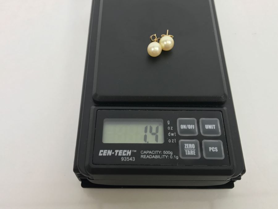 JUST ADDED - 14k Gold Stud Earrings With 7.22mm - 7.46mm Pearls Minimal Blemishes Good Luster 1.4g [Photo 6]