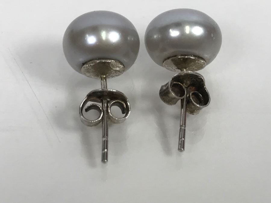 JUST ADDED - Sterling Silver Gray Tone Button Pearl Stud Earrings 2.2g [Photo 6]