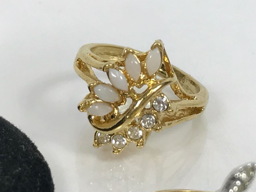 JUST ADDED - Assorted Collection Of (8) Women's Rings - Some Sterling Silver And Rolled Gold Rings [Photo 9]