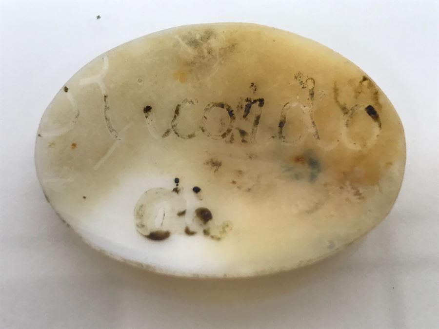 JUST ADDED - Pair Of Carved Shell Cameos - Larger Is Signed 6.2g [Photo 12]