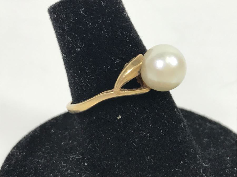 JUST ADDED - 10k Gold Ring With Center Pearl 2.2g [Photo 6]