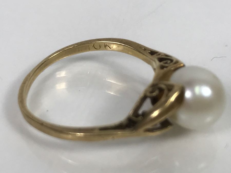 JUST ADDED - 10k Gold Ring With Center Pearl 2.2g [Photo 9]