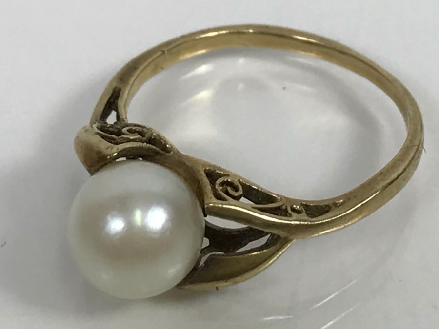 JUST ADDED - 10k Gold Ring With Center Pearl 2.2g [Photo 15]