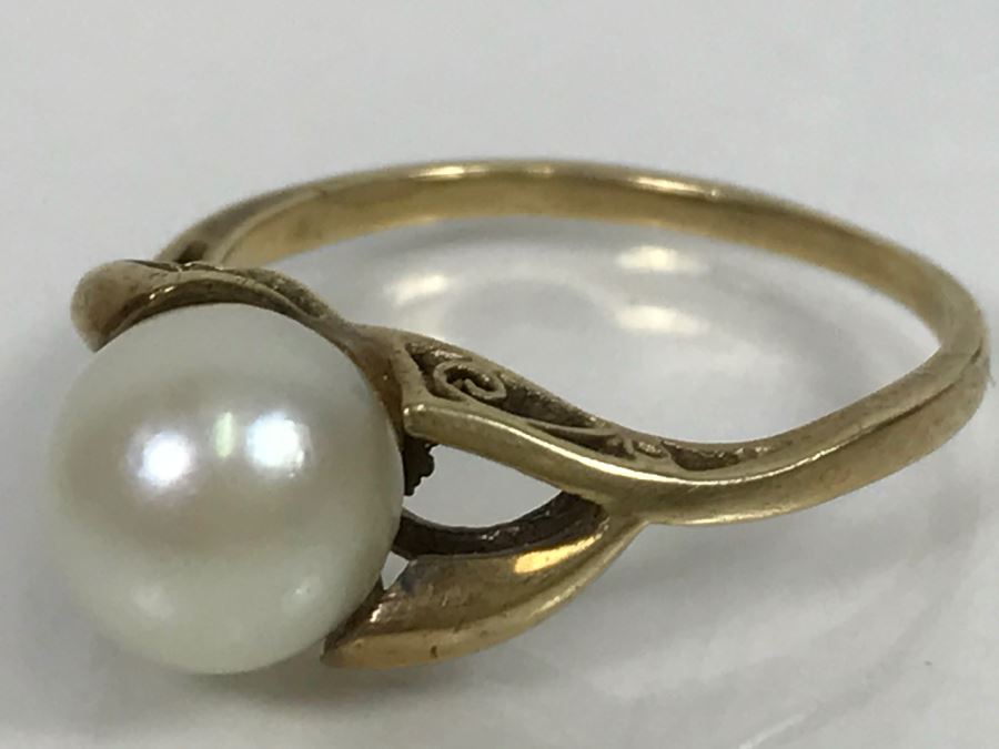 JUST ADDED - 10k Gold Ring With Center Pearl 2.2g [Photo 14]