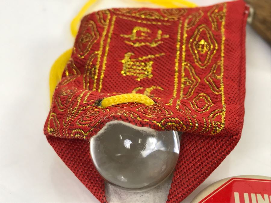 JUST ADDED - Collection Of Various Blackjack Pins, Buttons, Dunes Las Vegas One Dollar Chip, Wooden Trinket Boxes And More - See All Photos [Photo 19]