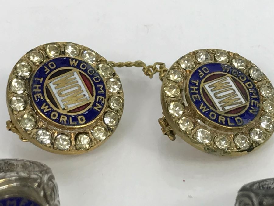 JUST ADDED - Pair Of Sterling Silver Woodmen Of The World WOW Rings And WOW Brooch With Chain [Photo 3]