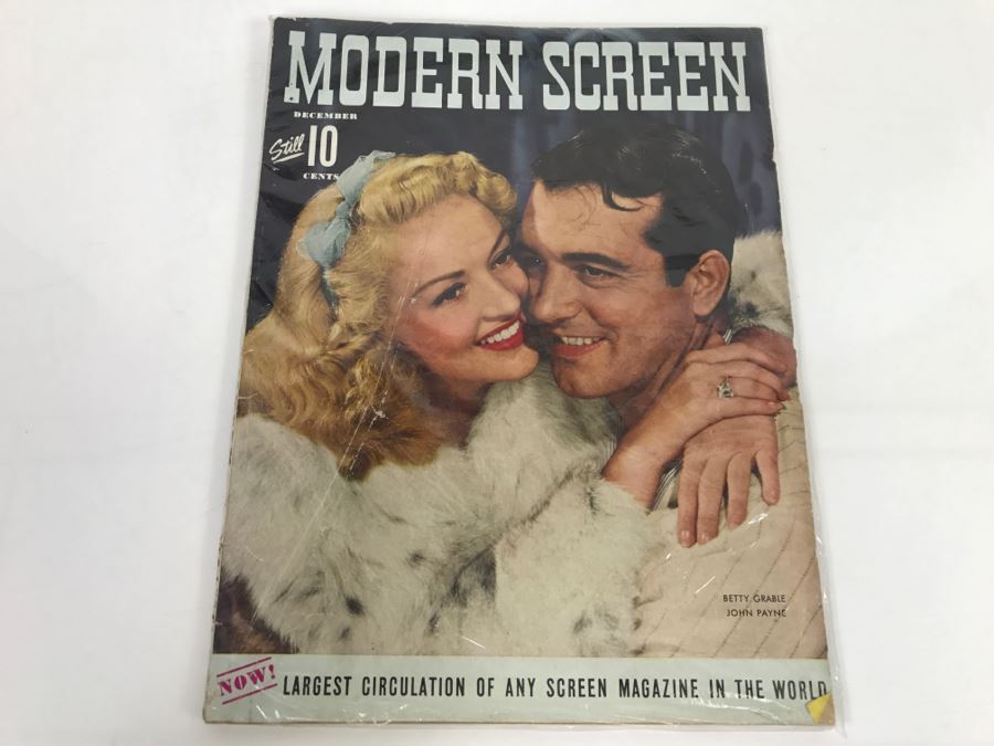 JUST ADDED - Modern Screen Movie Magazine December 1942 [Photo 1]