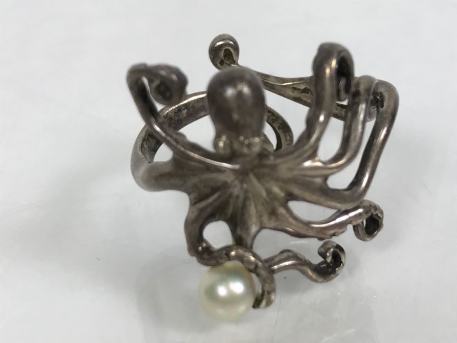 JUST ADDED - Octopus Ring With Pearl - Not Stamped Or Tested For Silver - 4.5g [Photo 10]