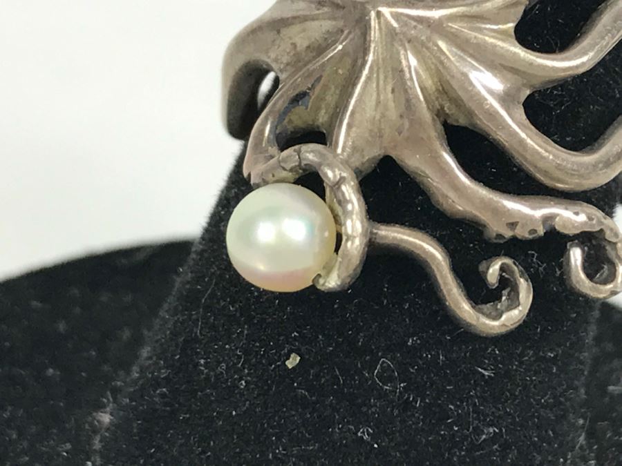 JUST ADDED - Octopus Ring With Pearl - Not Stamped Or Tested For Silver - 4.5g [Photo 5]