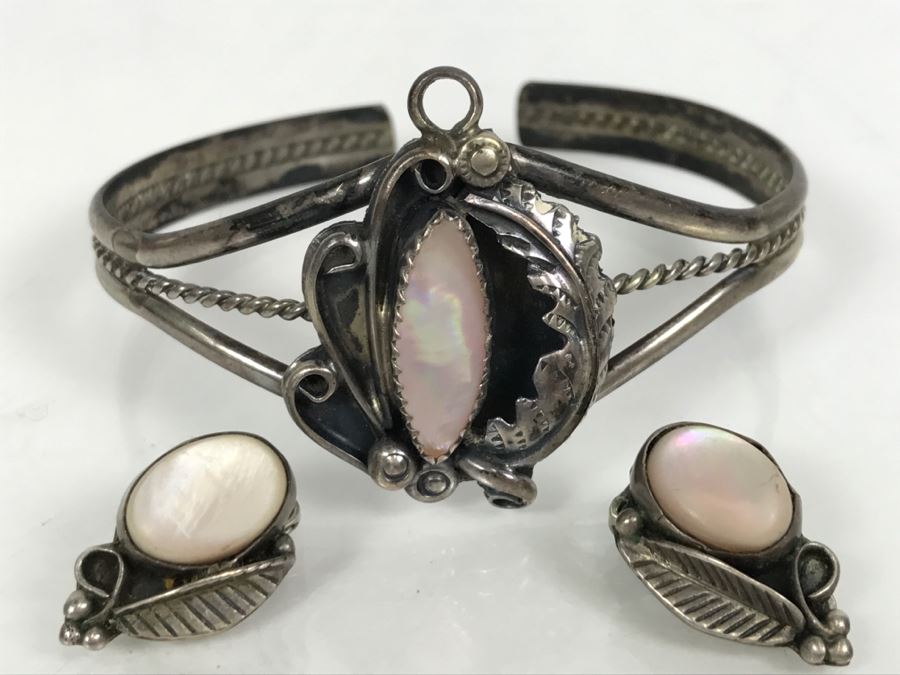 Silver Bracelet With Matching Clip Earrings - No Markings And Not Tested For Silver - 20.6g [Photo 2]