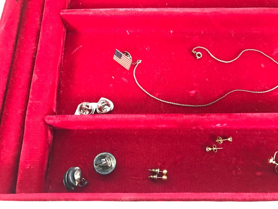 JUST ADDED - Vintage Jewelry Box With Some Jewelry [Photo 4]