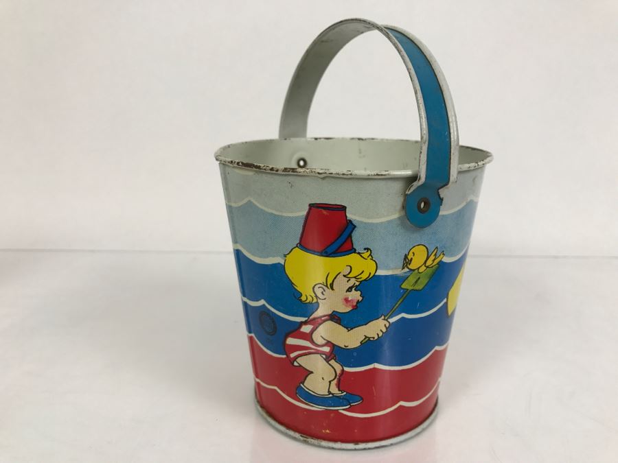 JUST ADDED - The Ohio Art Co Tin Lithograph Pale [Photo 6]