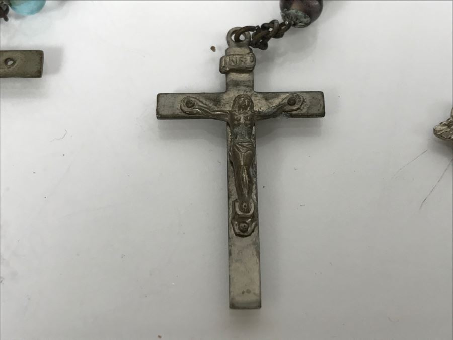 Religious Lot With Rosary Beads And Crucifix [Photo 8]
