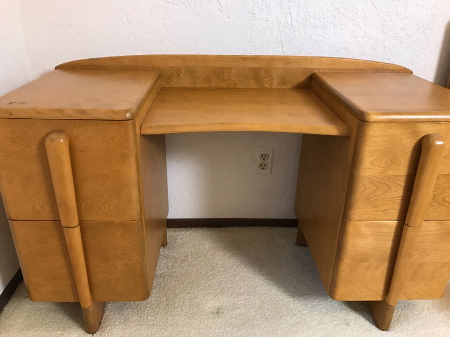 Heywood Wakefield 'Skyliner' 1939 Mid-Century Modern With Art Deco Styling Vanity Desk With Matching Bench Chair [Photo 7]