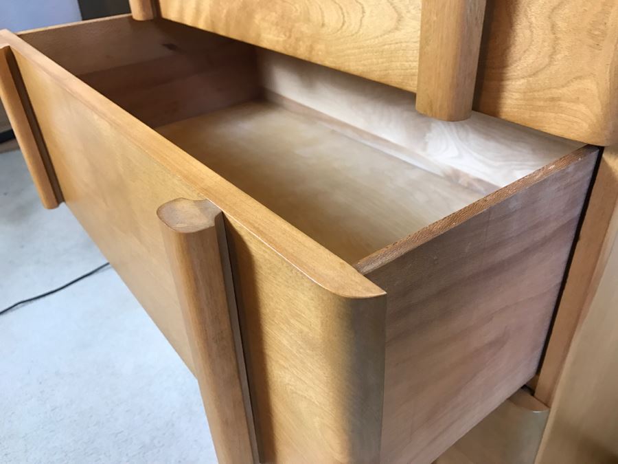 Heywood Wakefield 'Skyliner' 1939 Mid-Century Modern With Art Deco Styling 4-Drawer Highboy Chest Of Drawers Dresser [Photo 11]