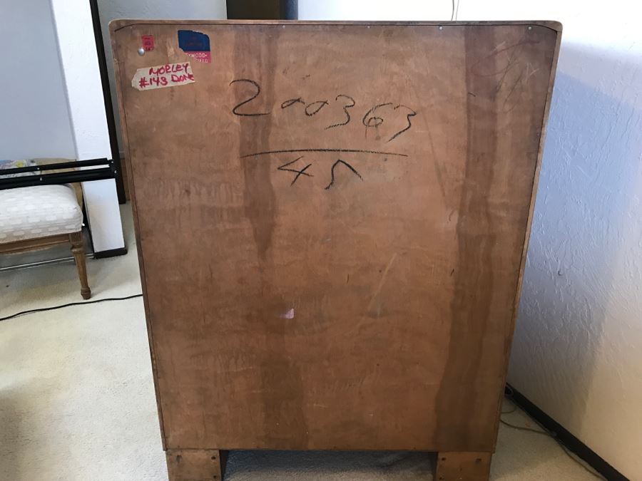 Heywood Wakefield 'Skyliner' 1939 Mid-Century Modern With Art Deco Styling 4-Drawer Highboy Chest Of Drawers Dresser [Photo 18]