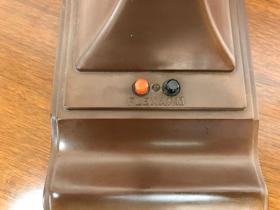 Vintage Metal Adjustable Gooseneck Desk Lamp [Photo 7]