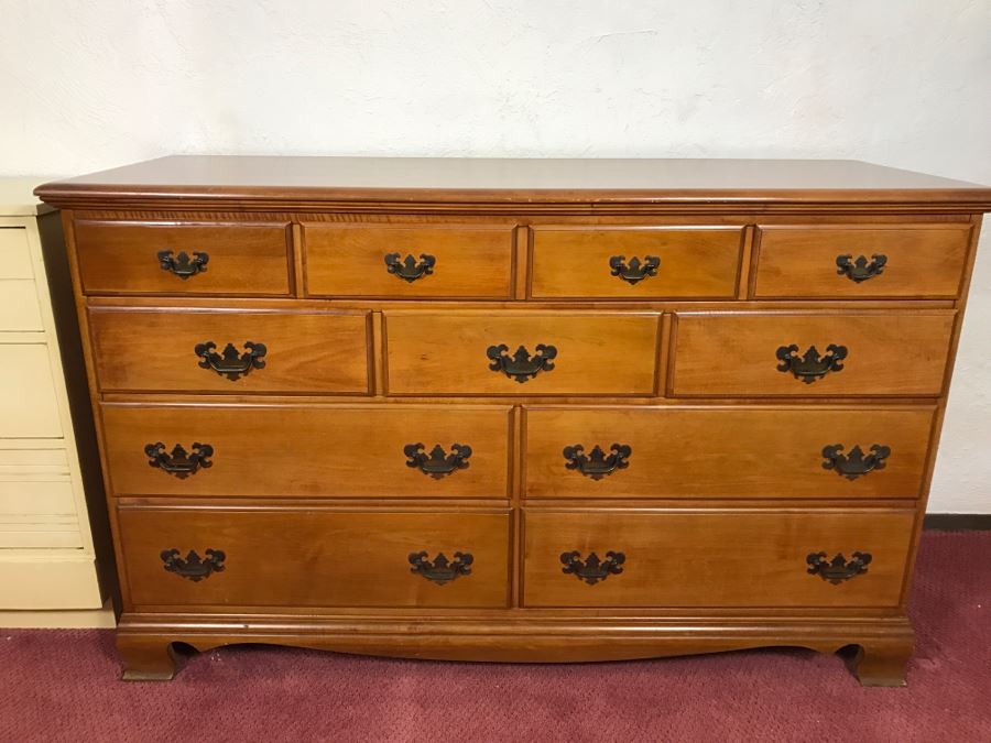 Vintage Solid Maple 11-Drawer Chest Of Drawers Dresser [Photo 3]