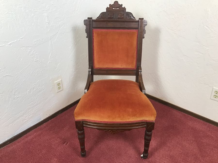 Antique Carved Mahagony Chair [Photo 1]