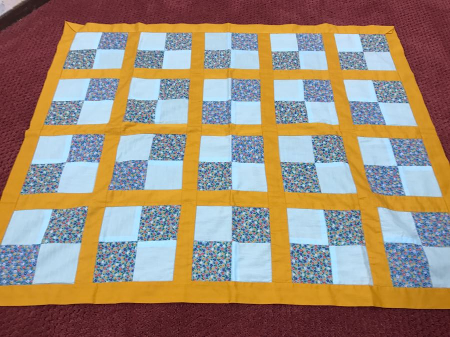 Vintage Custom Hand Sewn Quilt [Photo 2]