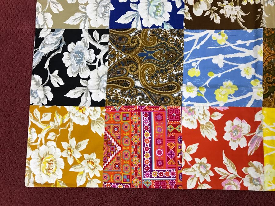 Vintage Custom Hand Sewn Quilt [Photo 3]