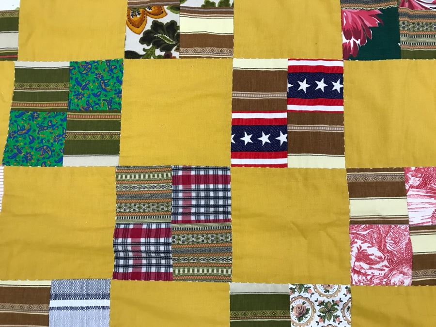 Vintage Custom Hand Sewn Quilt [Photo 9]